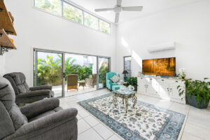 Real Estate Photographer Sunshine property photos captures stunning images of your house for sale. Sell your property now.