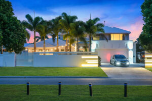 Real Estate Photographer Sunshine property photos captures stunning images of your house for sale. Sell your property now.